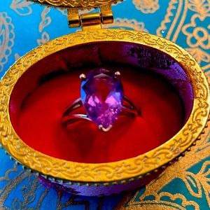 Brazilian Amethyst ring Gold